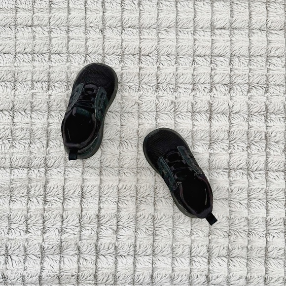 Adidas Toddler Sneakers - Picture 1 of 4